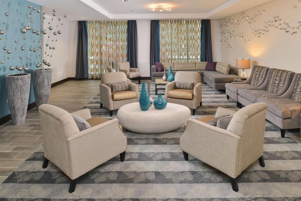 Hampton Inn By Hilton & Suites Des Moines Downtown Main image